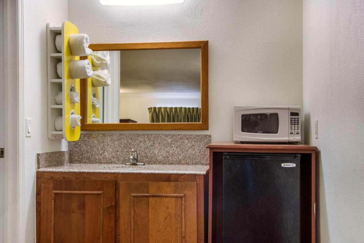 Motel 6-Lake Charles, La - Lake Charles On The Bayou Екстер'єр фото